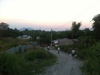フィリピン人の村