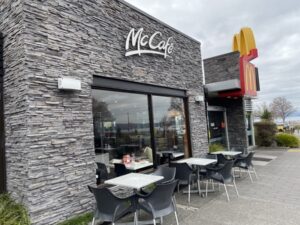 タウポ湖のマクドナルド