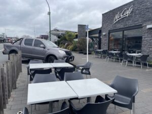 タウポ湖のマクドナルド