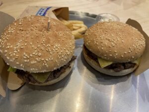 BURGER FUEL