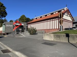 スーター美術館