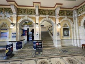 ダニーデン駅舎