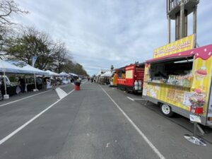 スクールホリデイのお祭り